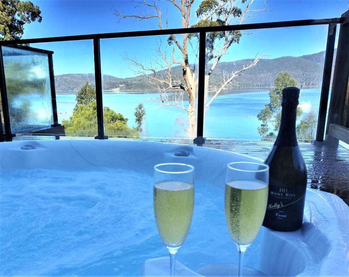 The Beach House- Private Jacuzzi And Wood Fire! Dover 외부 사진